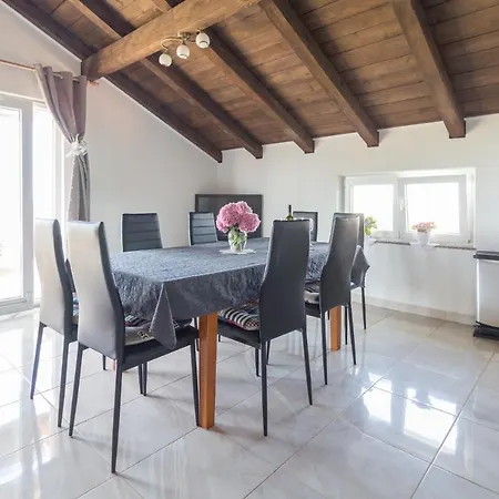 아파트 Tia - By Ta Leut Agency