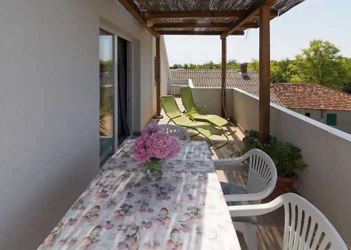 아파트 Tia - By Ta Leut Agency 프리블라카