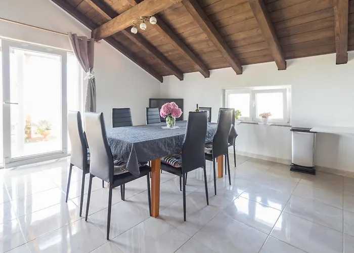 아파트 Tia - By Ta Leut Agency